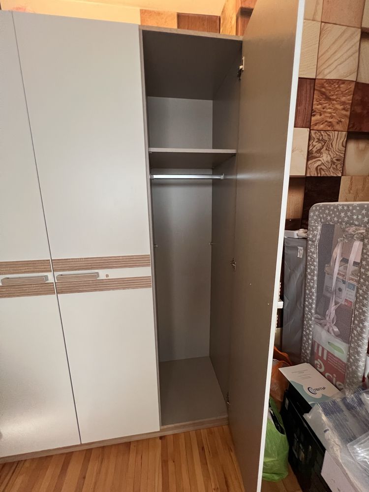 Гардероб от 3 модула