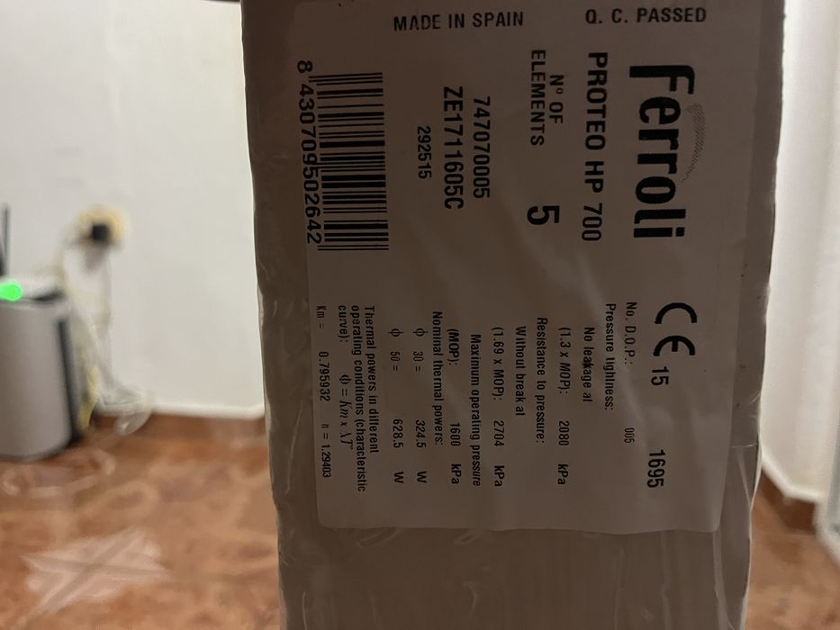 Vand calorifer cinci elementi feroli nedesigilat