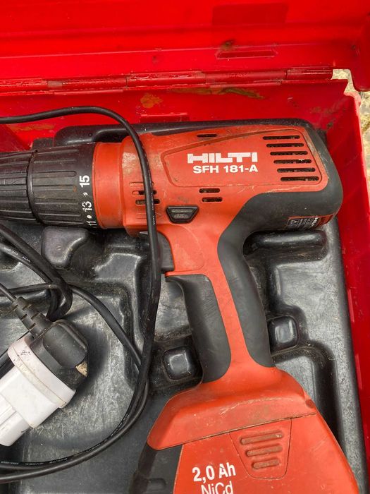 Vând Bormașină  - 800 lei