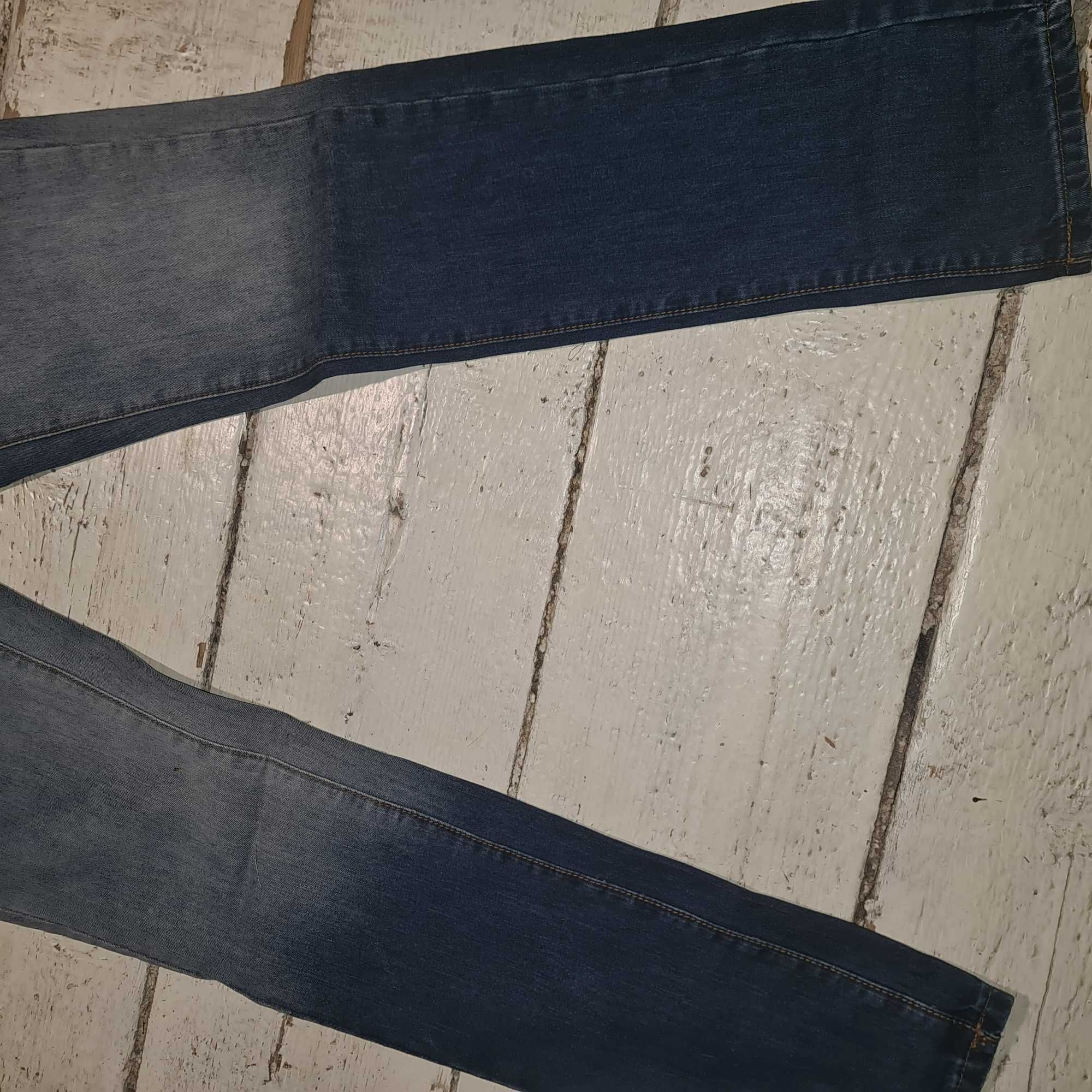 Дълги Дънки- PHILIPP PLEIN- Made in Italy, Размер №30 и 32. Цвят-сини.