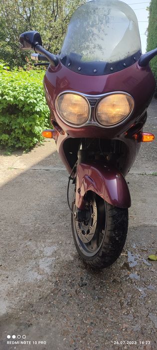 Triumph Trophy 900