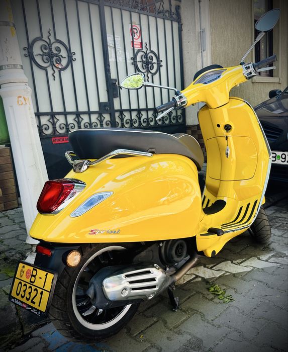 Scuter Piaggio Vespa Sprint 49c - 2022 - unic proprietar