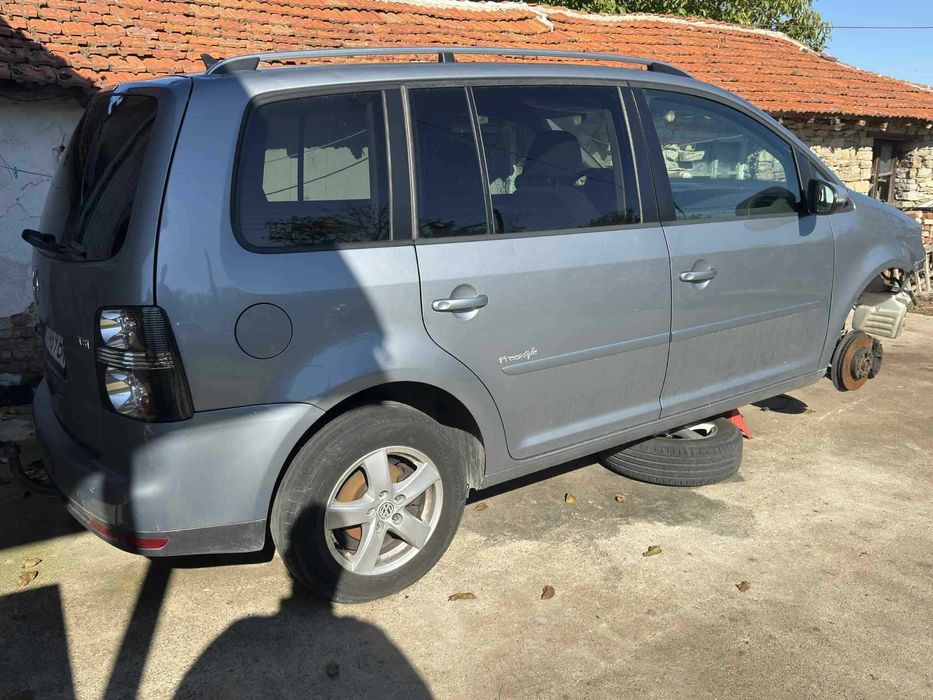 На части Vw Touran 1.4tsi
