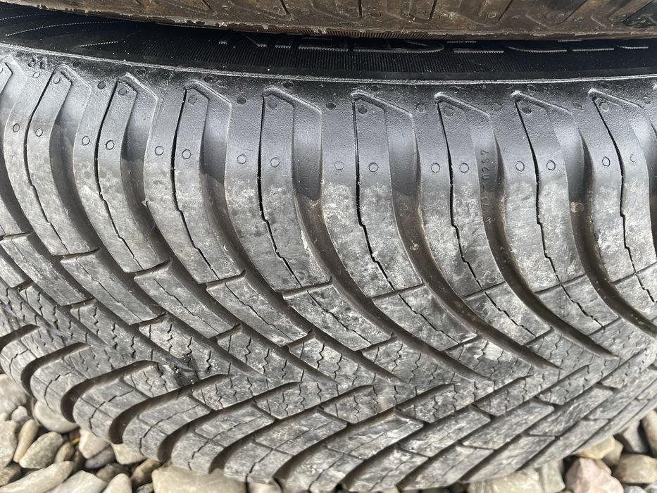 Roti cu cauciucuri iarna 205 55 16 Peugeot Citroen Ford