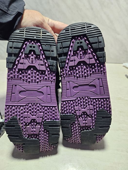 Boots 122 buti placa snowboard  Chamonix  mărimea   37( 24  cm) .