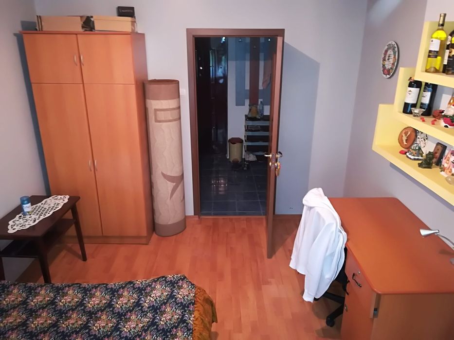 Vând cameră de cămin / Garsonieră