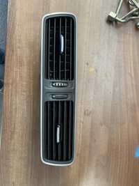 Grila centrala ventilatie cu crom passat b7 cc