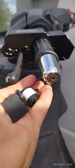 Antifurt scuter motocicleta