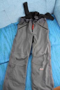 Pantaloni/salopeta softshell Peak Performance Trango Windstopper XL