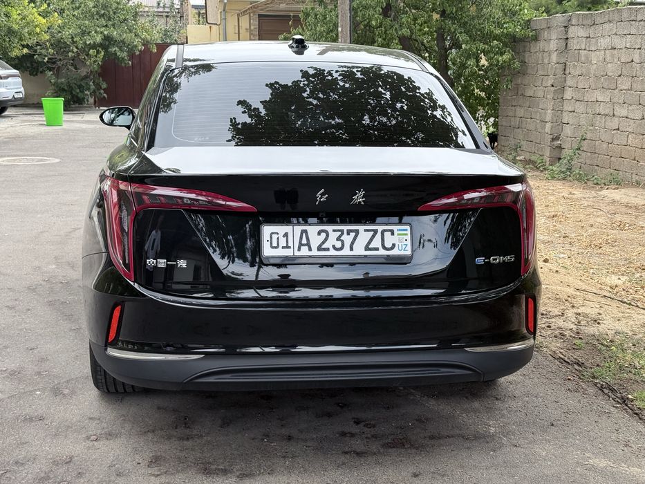 Hongqi eqm 5 500 аренда с выкупом