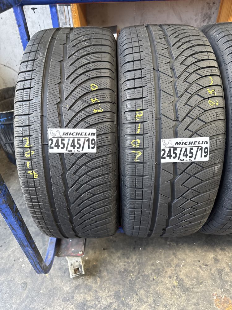 245/45/19 Michelin M+S