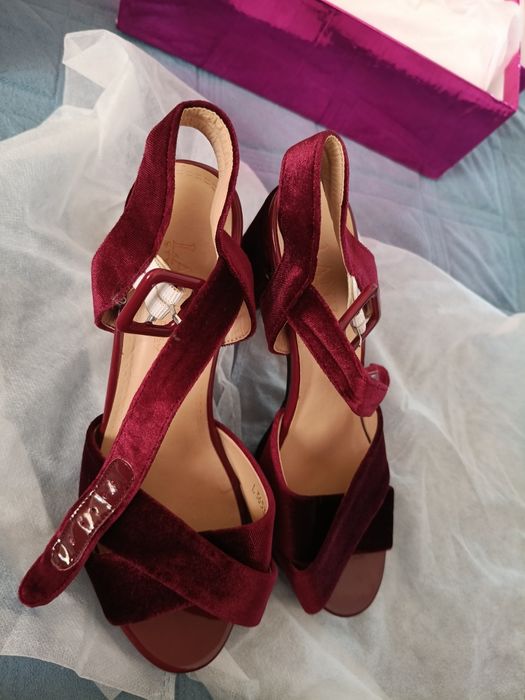 Продам Женская обувь