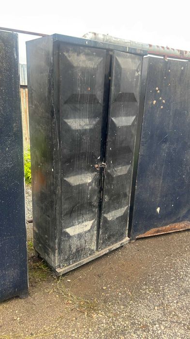 Метални гардероби/ шкафове