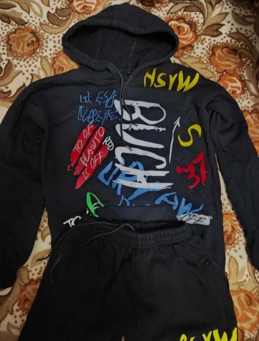 Продам б/у вещи на мальчика 11,12 лет