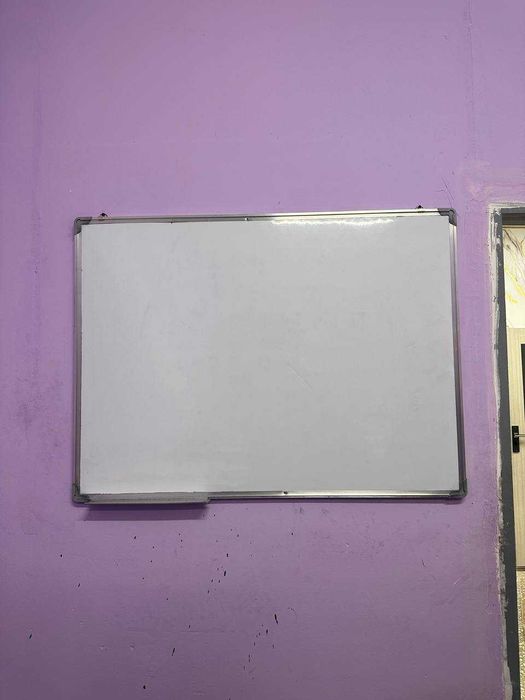 maktab yoki o'quv markazi uchun doska