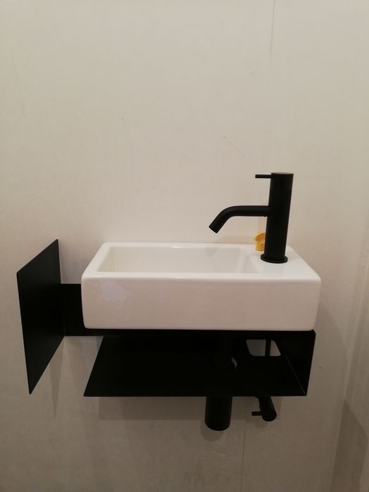 Instalati sanitare , incalzire, instalații electrice !