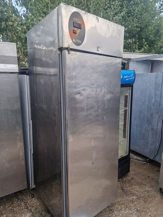Dulap frigorific inox cu vitrina, stare foarte buna