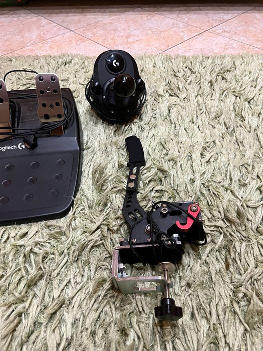 Volan Logitech G920 cu Pedale , Schimbator si frana de mana