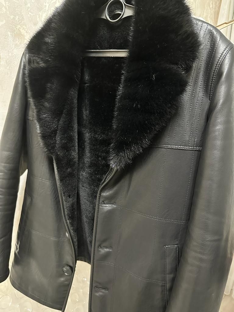 Кожаная куртка с норкой зимняя