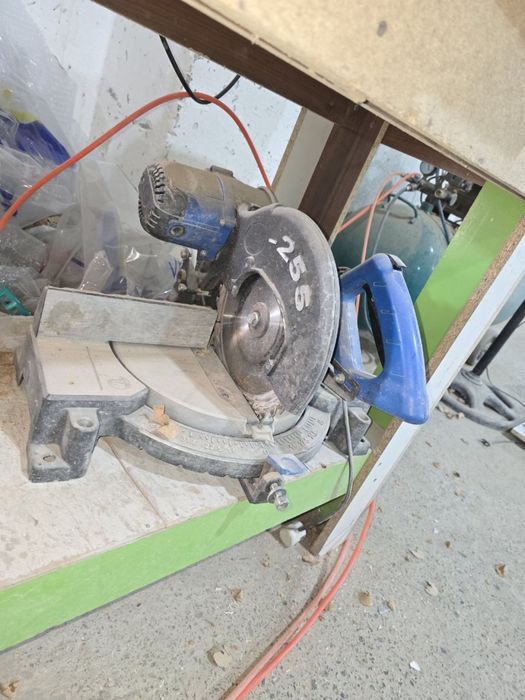 Ishlab durgan zor Uglorez sotiladi