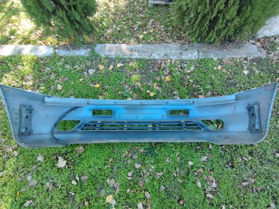 Предна броня за Mercedes Vito 638