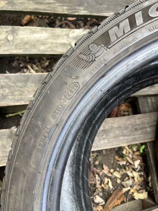 Cauciucuri iarna 235/45/18 Michelin