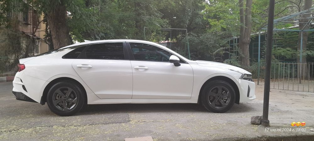 Kia k5 propani bor arendaga beriladi boshiga 6000 oyma oy 600 dan 5 yi