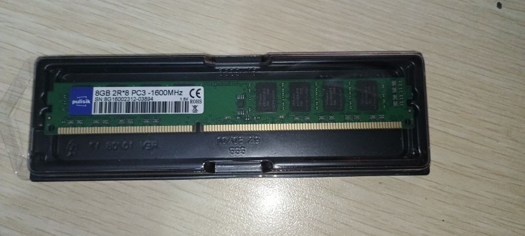 ОЗУ 8GB DDR3 1600 MHz