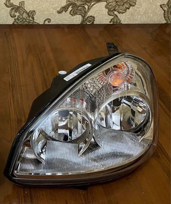 Продается фара приора AL левая сторона