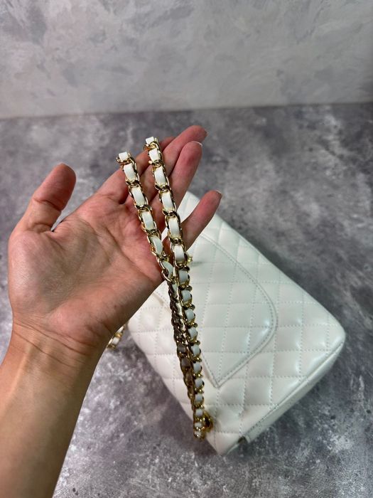 Нова чанта chanel бяла