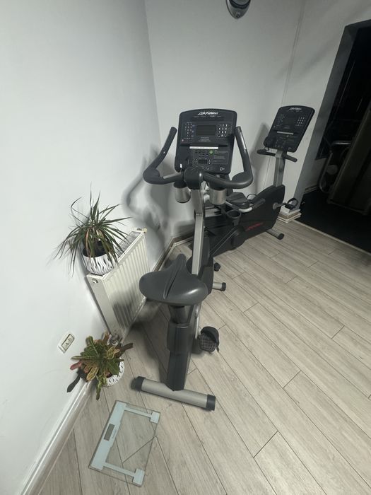 Bicicleta profesionala life fitness