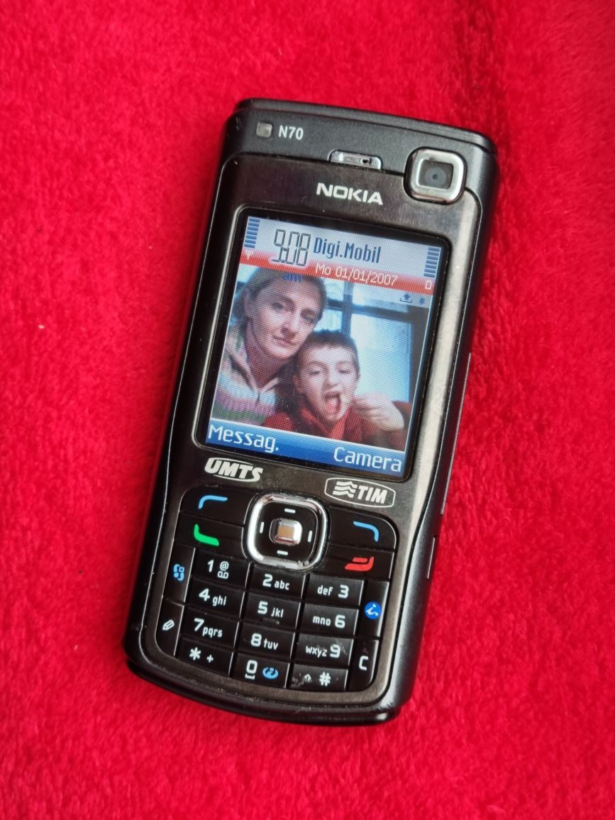 Nokia N70 impecabil