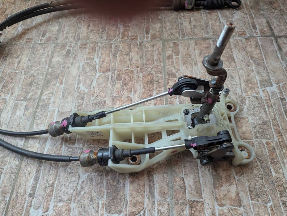 Cabluri+manetă timonerie mazda 6  (2003-2007)