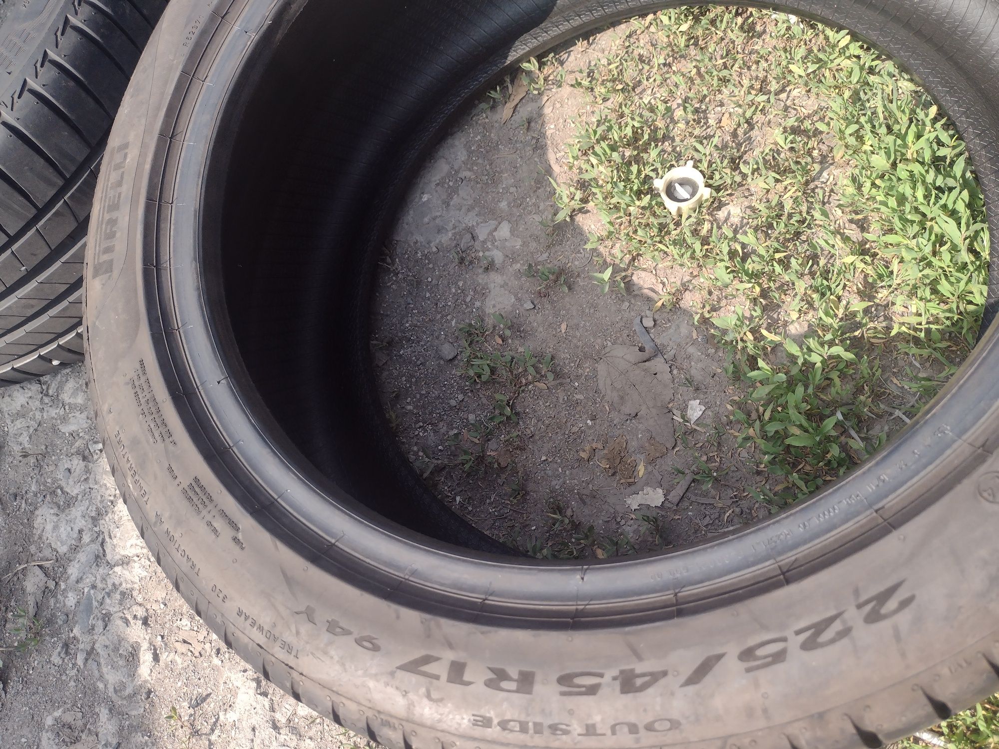 Перфектни 2бр.225/45/17 Pirelli CP7 dot0321