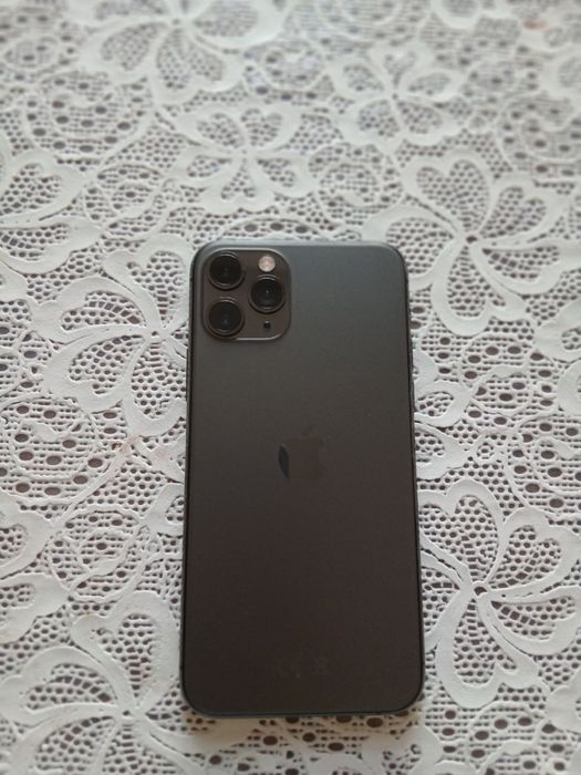 iPhone 11 pro 99%acum