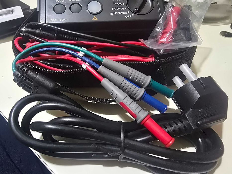 Uni-t Multimetru Digital UT526