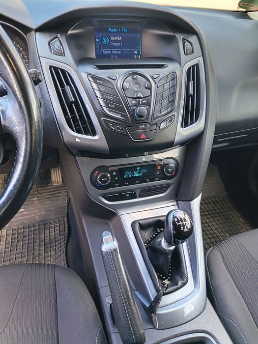 Vând Ford focus 1.6 diesel euro 5