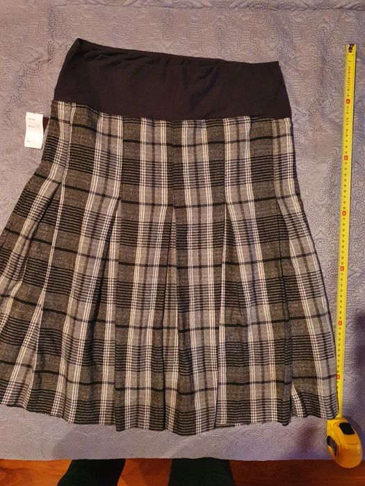 Fusta cu pliuri,  foarte comoda