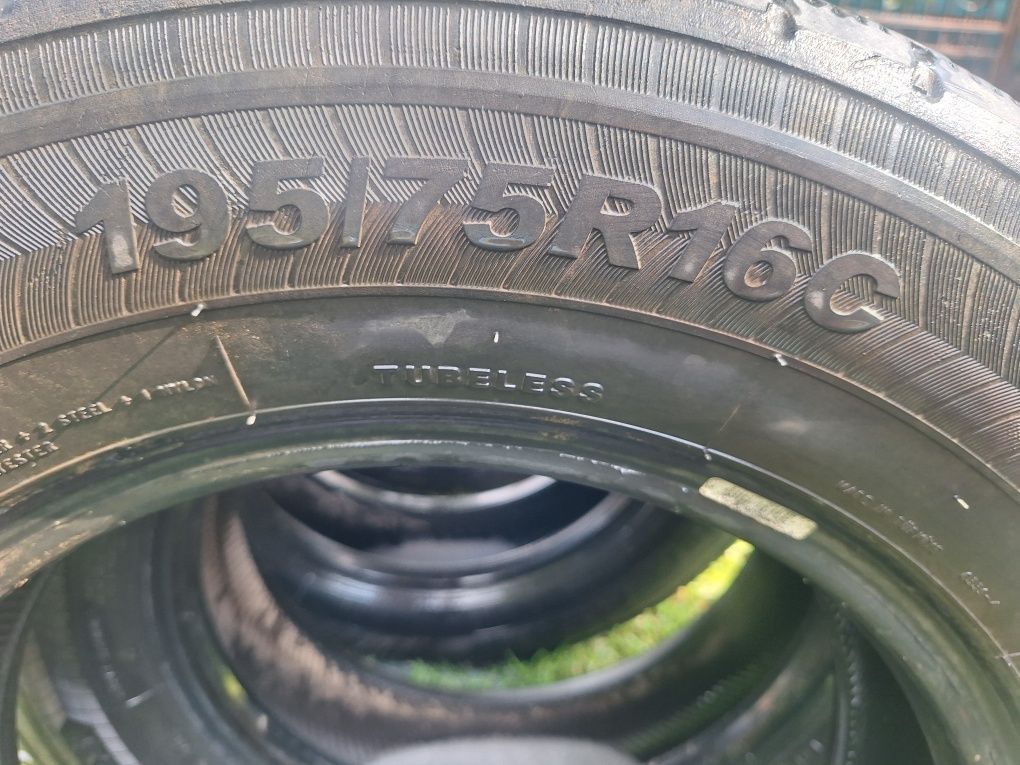 Cauciucuri 195/75R16C ×bucati