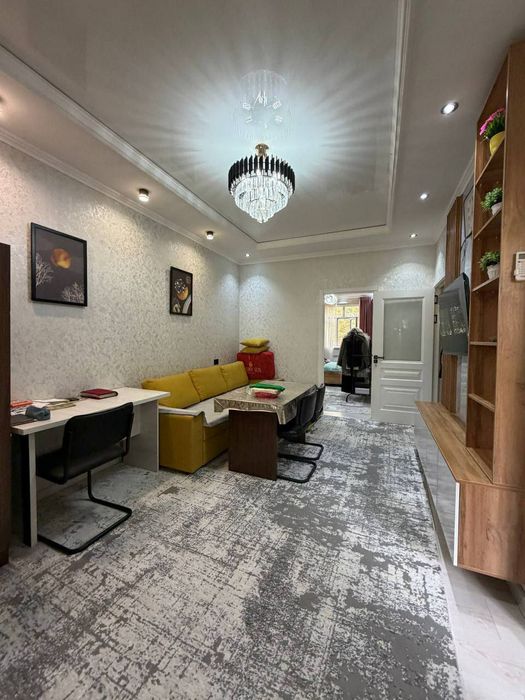 Квартира продаётся метро Чиланзар Ц квартал 2в3/3/5 меб тех