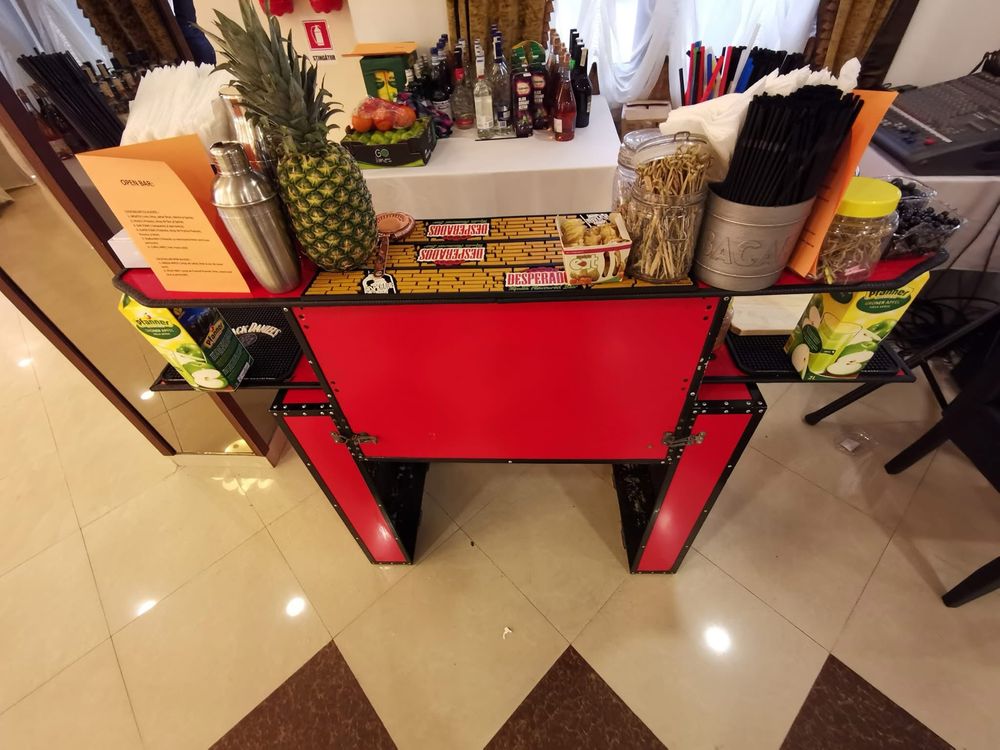 Cocktail Bar Mobil de inchiriat/foarte practic / usor de montat /