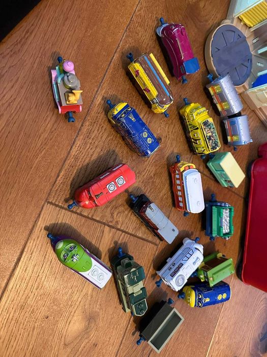 set trenulete chuggington cu gentuta