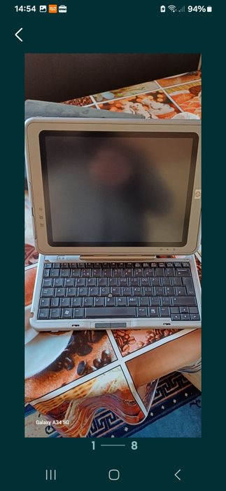 Laptop cu touch-screen si display rotativ
