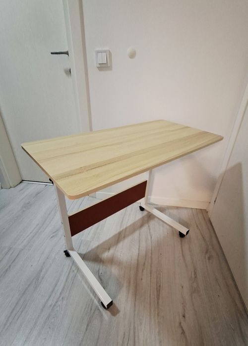 Masuta laptop stejar