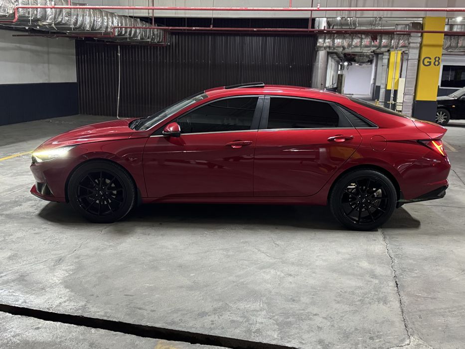 Hyundai Elantra  2.0L FULL