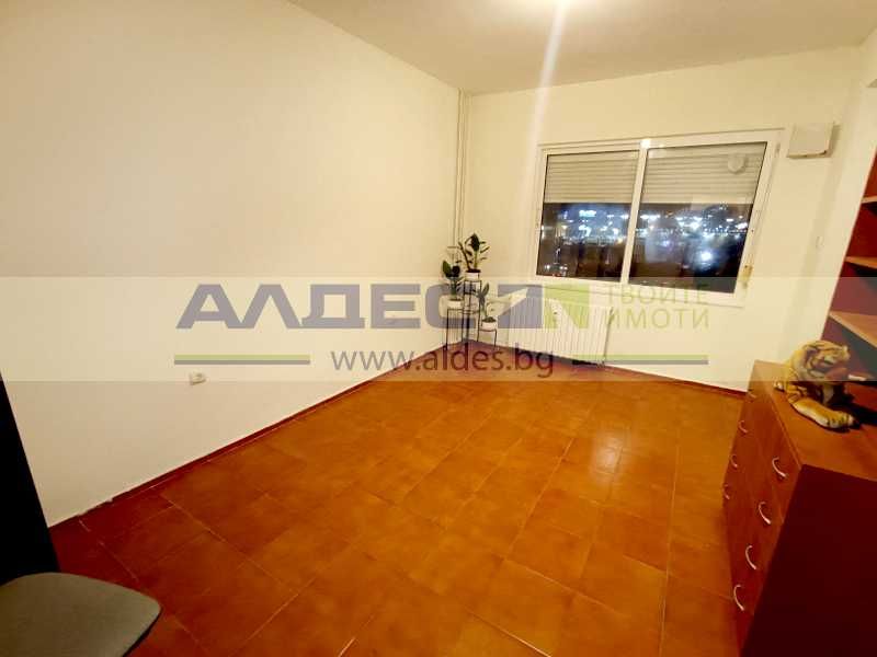 Продава се Тристаен апартамент в София, Дружба 2 - 103 кв.м за 2319 €/кв.м - Снимка #21