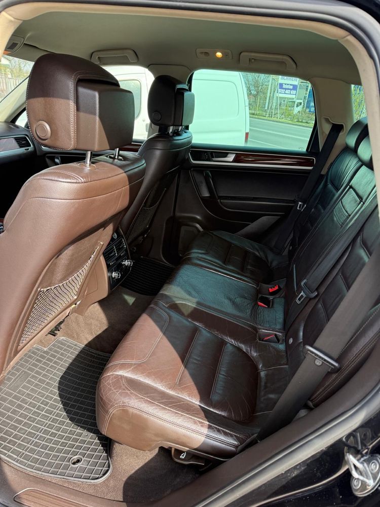 VW Touareg 3.0 tdi Perne, jante 20”, piele, scaune cu memorie schimb