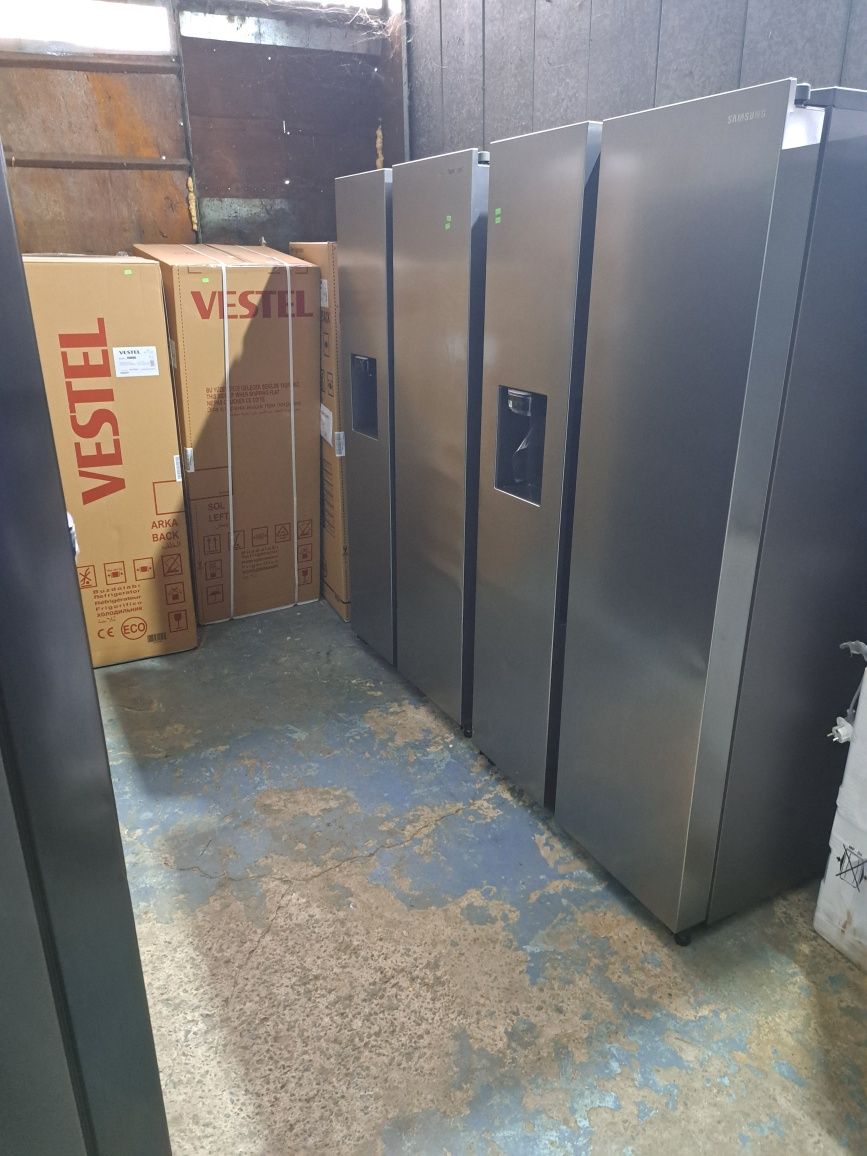 Нови хладилници с фризер с гаранция 144 см