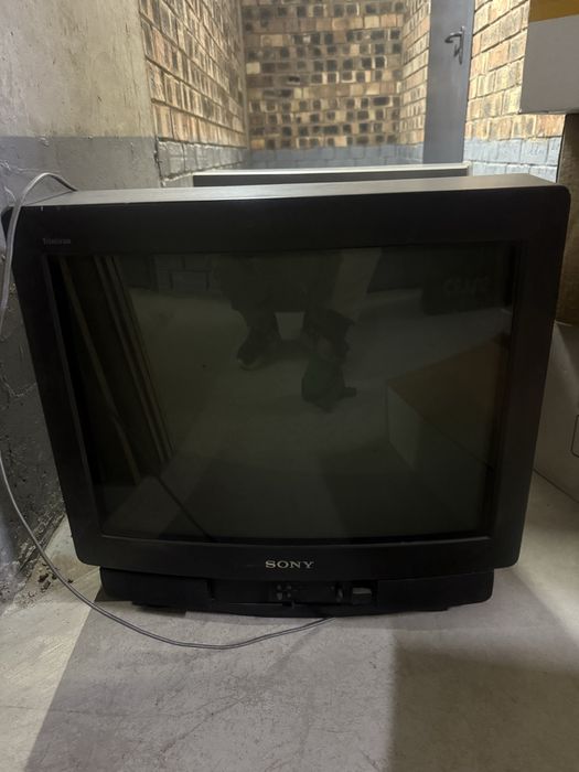 sony trinitron вхорошем состояние