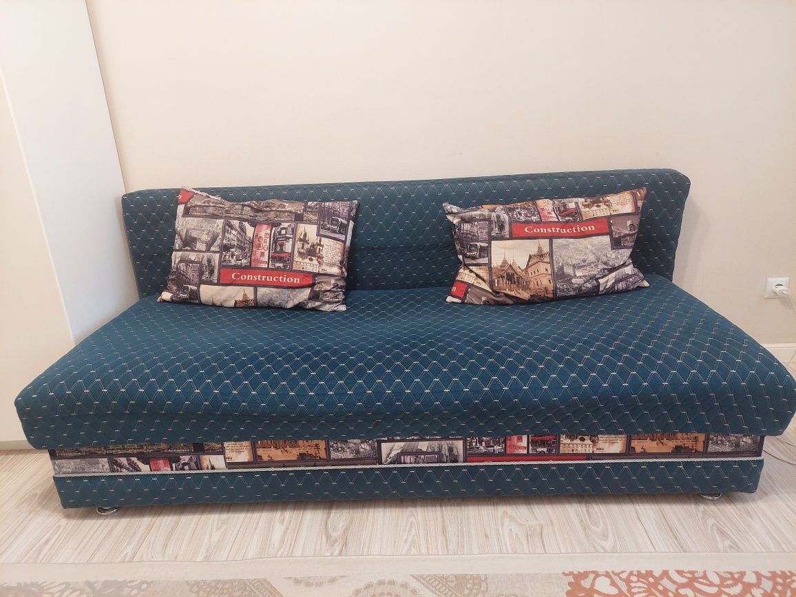 Продам  диван в хорошем состоянии